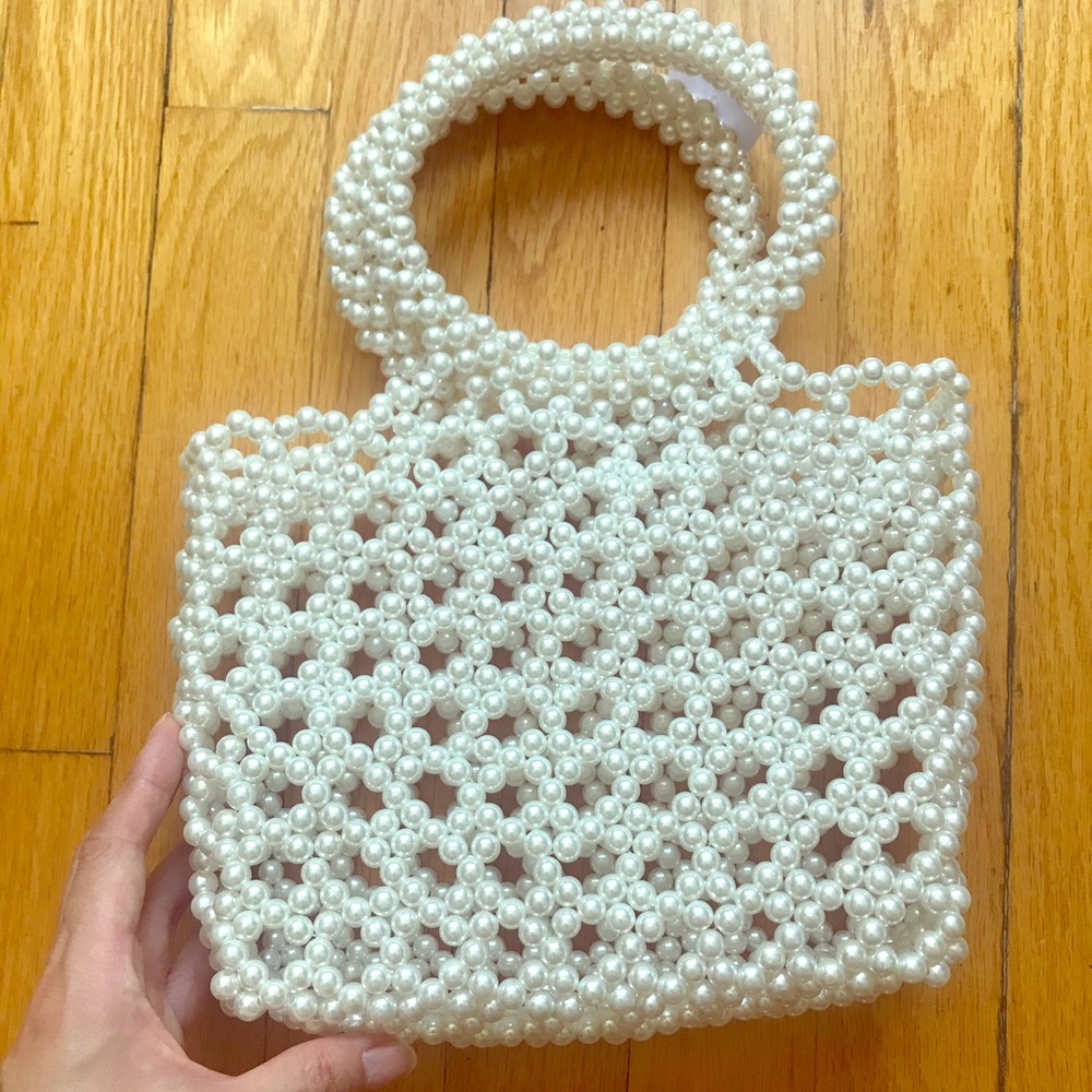 NWT Faux pearl beaded top handle bag